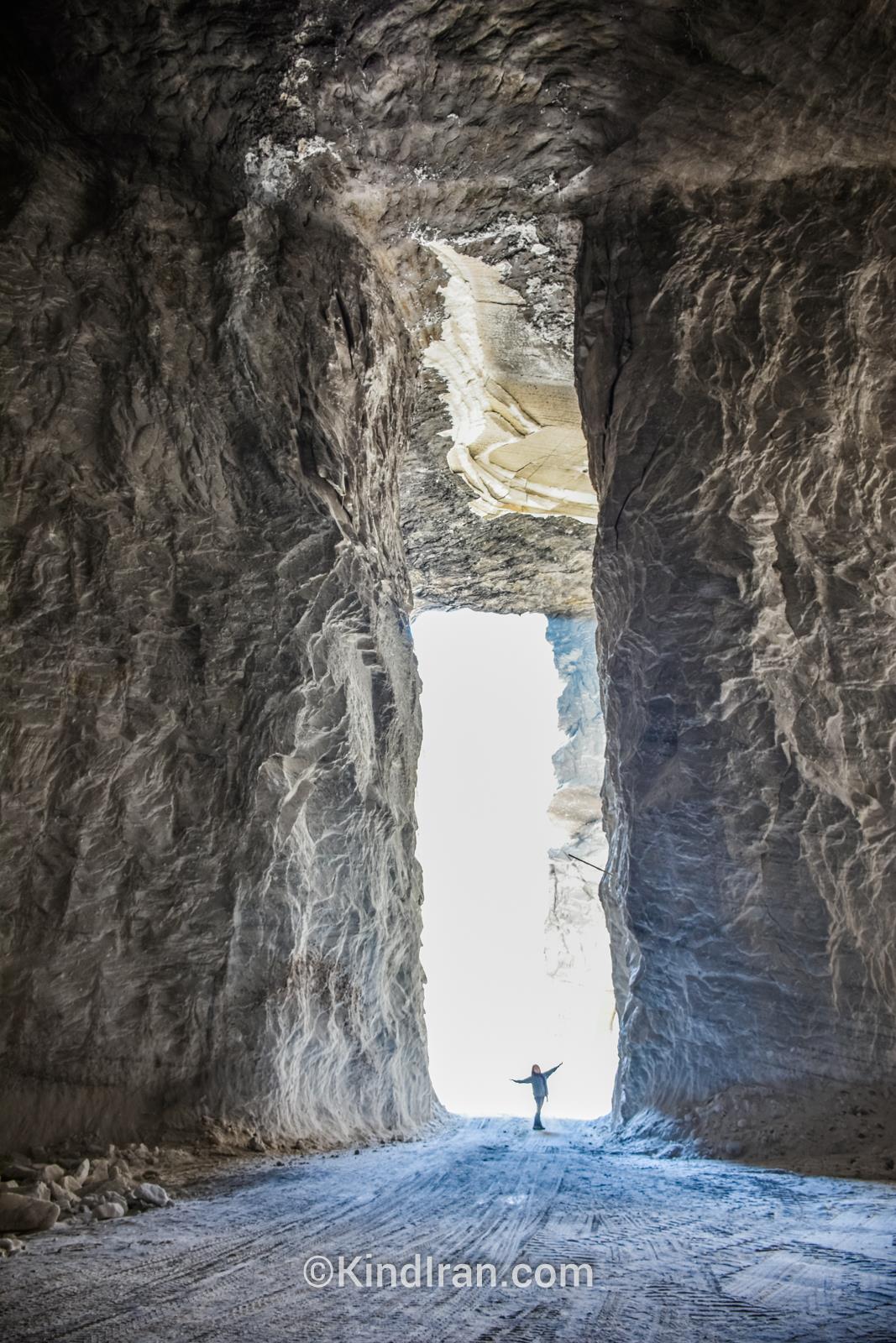 加姆萨尔盐矿；一些新的隧道